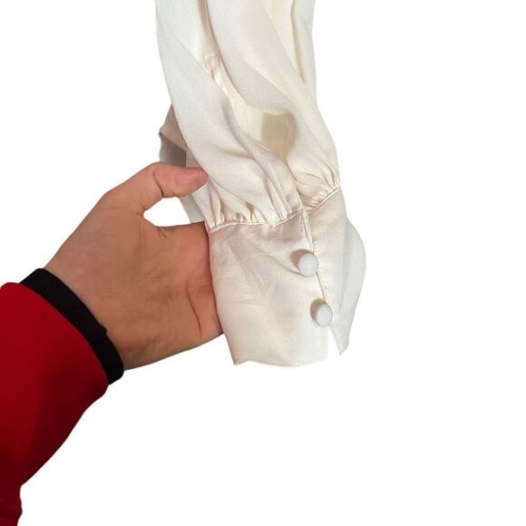 3 for $30! Express sheer long sleeve blouse. Size extra small - Picture 5 of 11